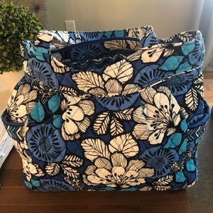 Vera Bradley pleated tote